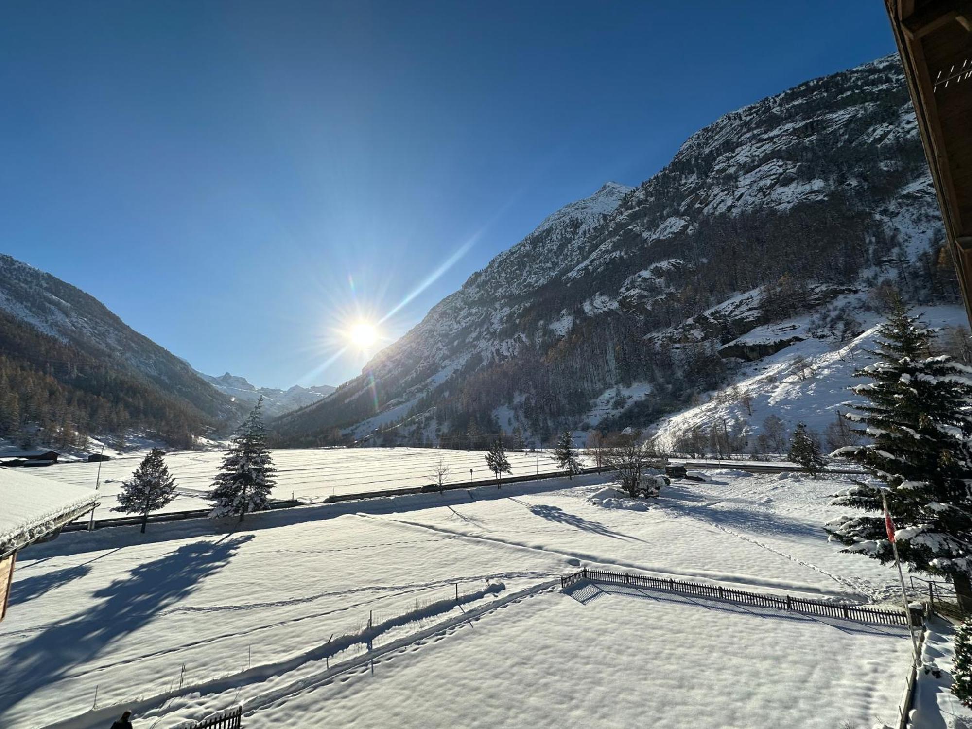 Panorama Hideaway Apartment Near Zermatt With Parking! Tasch Exterior photo